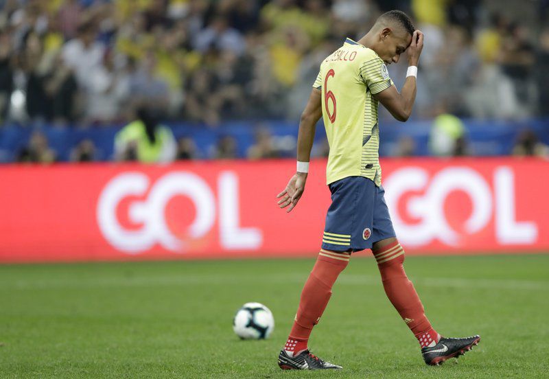 Tesillo confirma amenazas tras errar penal por Colombia
